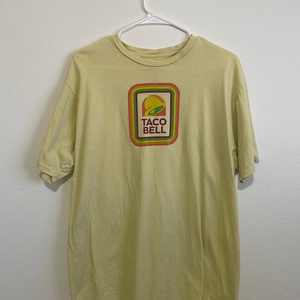 Retro 90’s Taco Bell Shirt (XL)